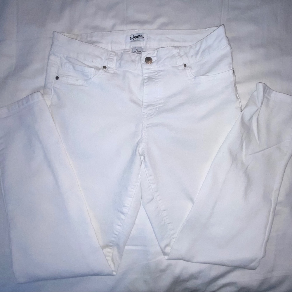 White djeans